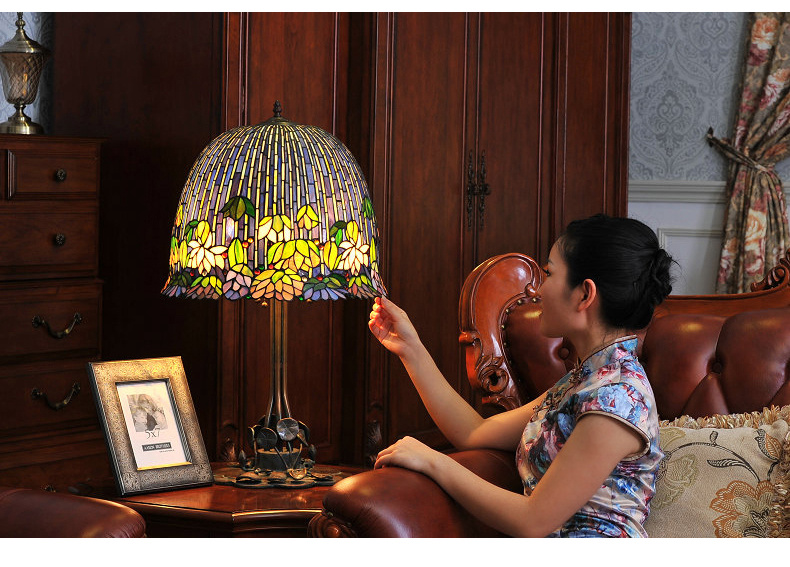 FUMAT 18 Inches Tiffany Style Stained Glass Metal Iron Base Handcrafted Table Lamp - Romantic Lotus Moonlight Design
