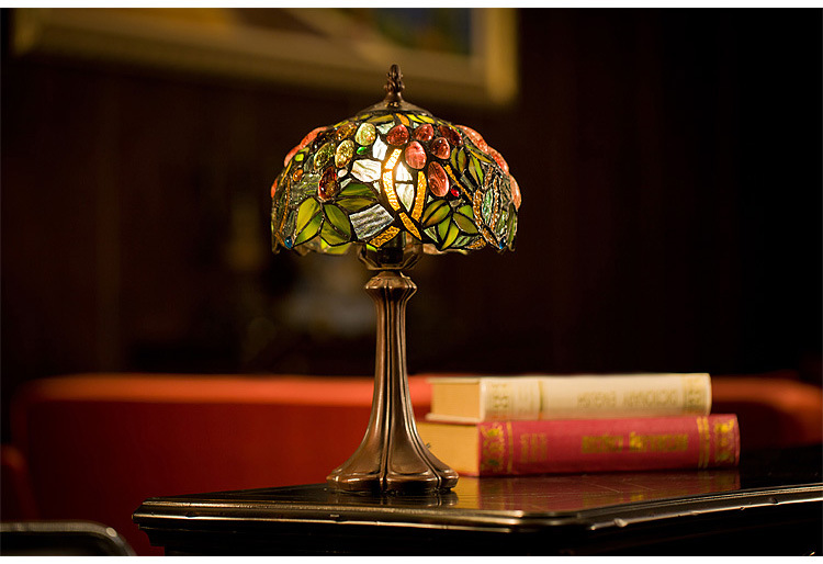 FUMAT 8" Tiffany Style Stained Glass Table Lamp - Romantic Grape Leaf Design