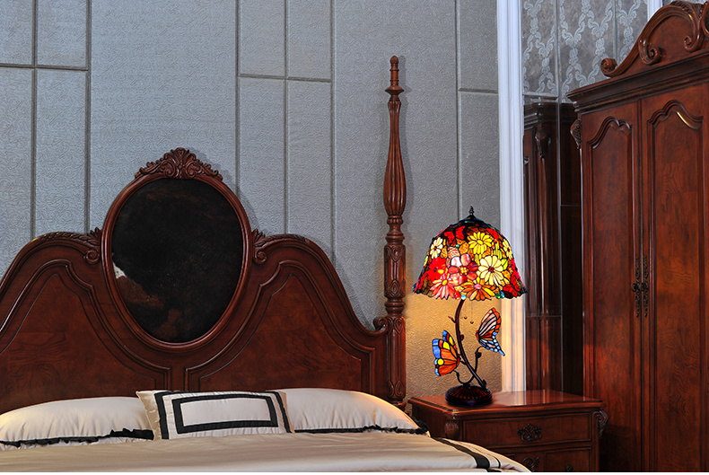 FUMAT 8" Tiffany Style Stained Glass Table Lamp - Romantic Flower Design