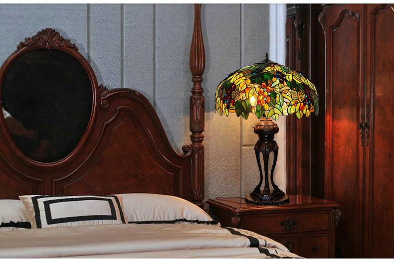FUMAT 8" Tiffany Style Stained Glass Table Lamp - Romantic Grape Leaf Design