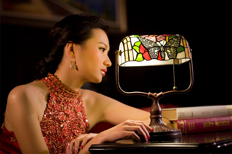 FUMAT Tiffany Style Stained Glass Table Lamp - Romantic Butterfly Vintage Shanghai Design