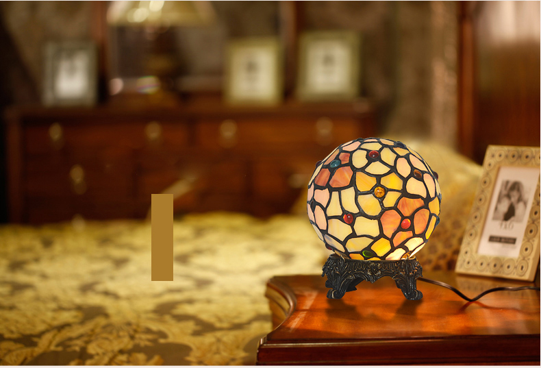 FUMAT Tiffany Style Stained Glass Handcrafted Table Lamp - Creative Copper Base Red Spherical Design