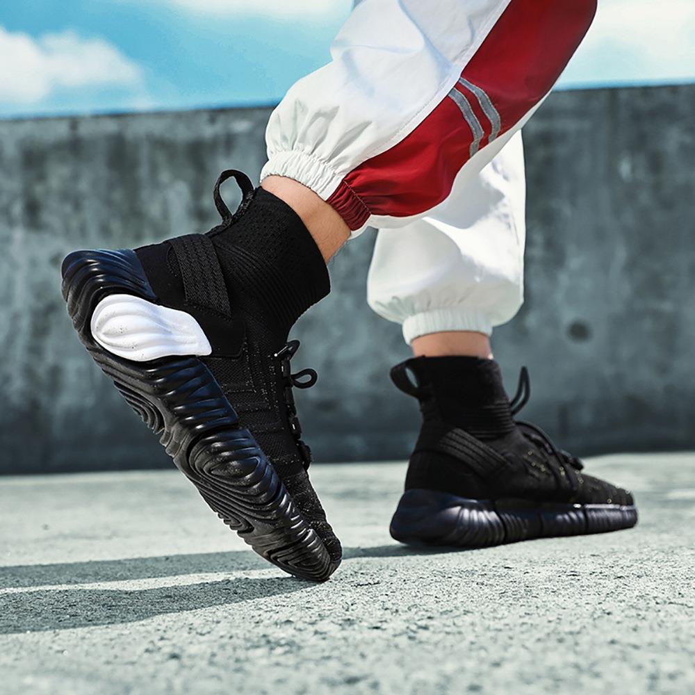 Men Outdoor Tennis Shoes Running Shoes Mesh Casual Shoes Flying Woven Upper Size EU 39.5 - Black