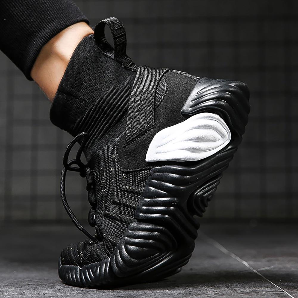 Men Outdoor Tennis Shoes Running Shoes Mesh Casual Shoes Flying Woven Upper Size EU 39.5 - Black
