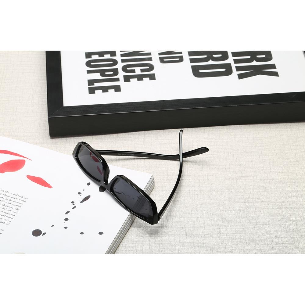 S17072 Women Vintage Sunglasses Owl Rectangle Narrow Small Frame Retro Lens - Black
