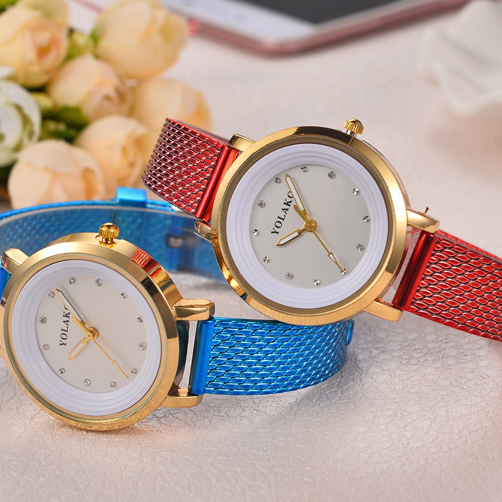 YOLAKO YK07 Women Casual Quartz Watch Gold Case Plastic Leather Strap - Black