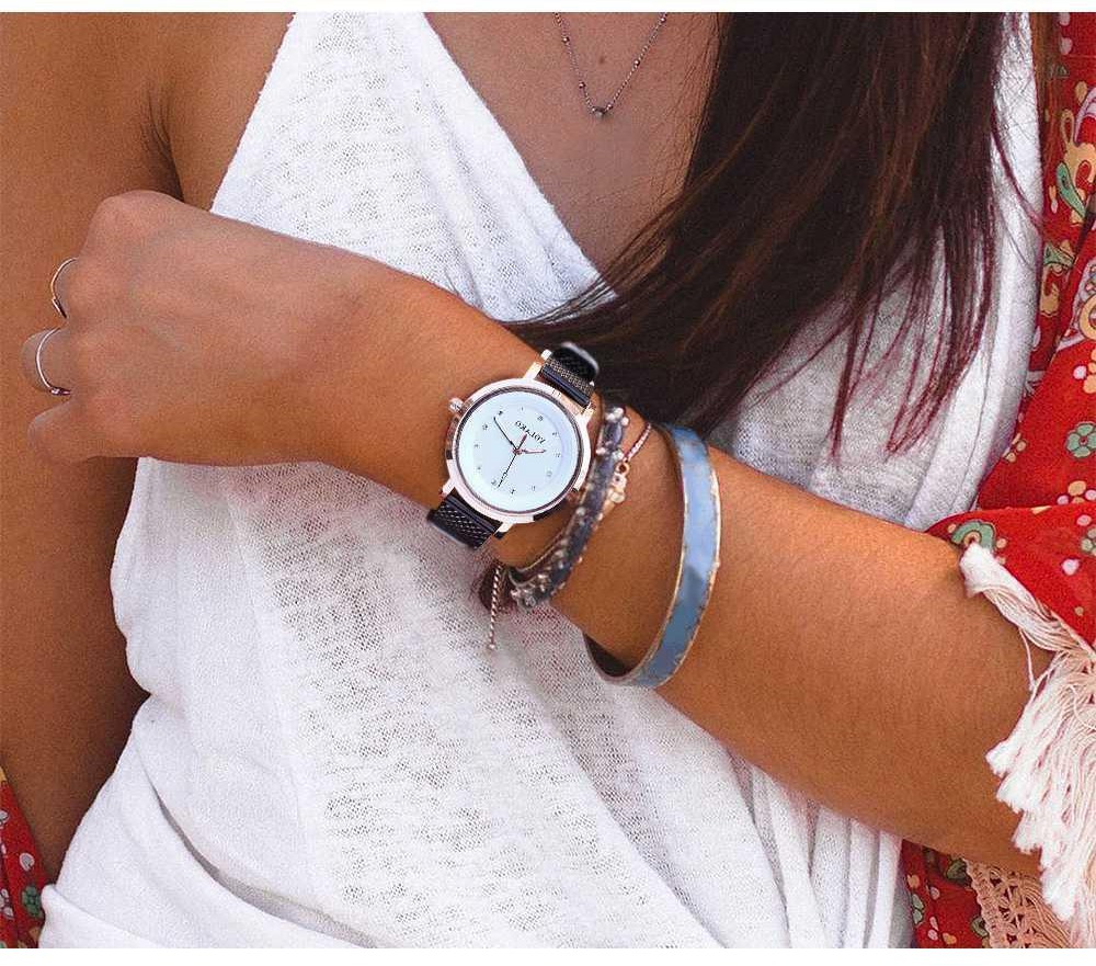 YOLAKO YK08 Women Casual Quartz Watch Rose Gold Case Plastic Leather Strap - Gold