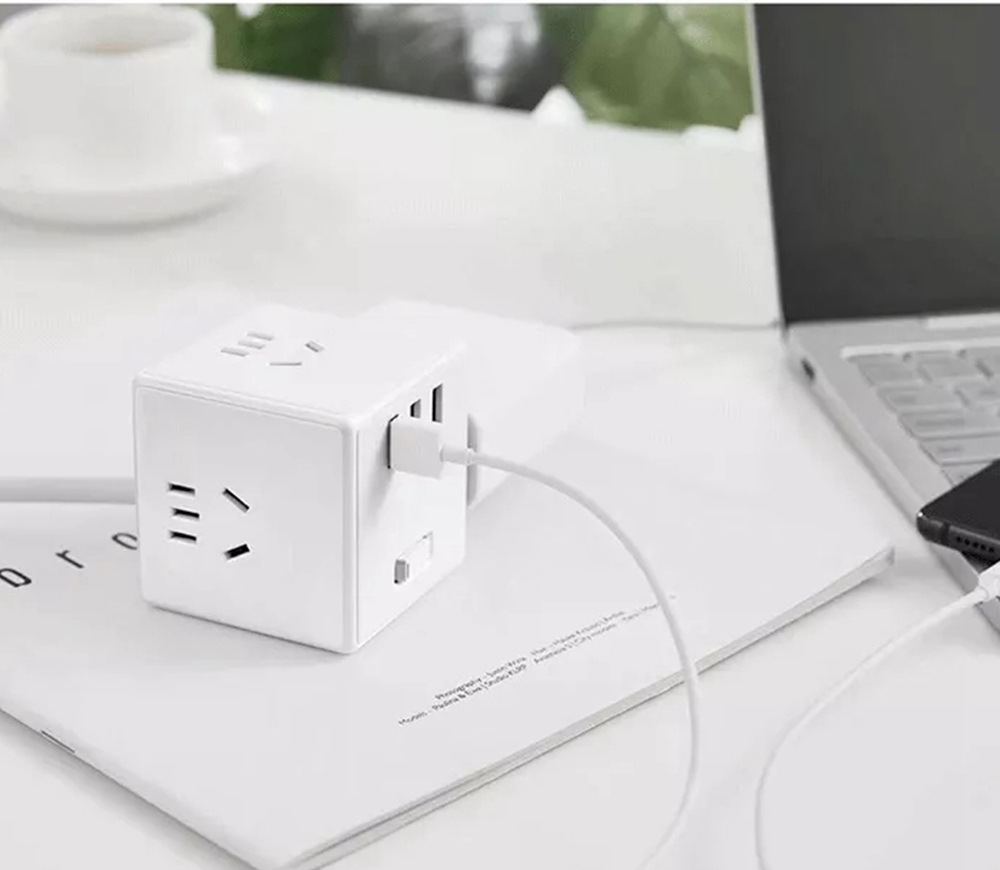 Xiaomi Mijia Magic Cube Converter 3 USB Ports Fast Charge Plug Socket Adapter Cordless Version - White