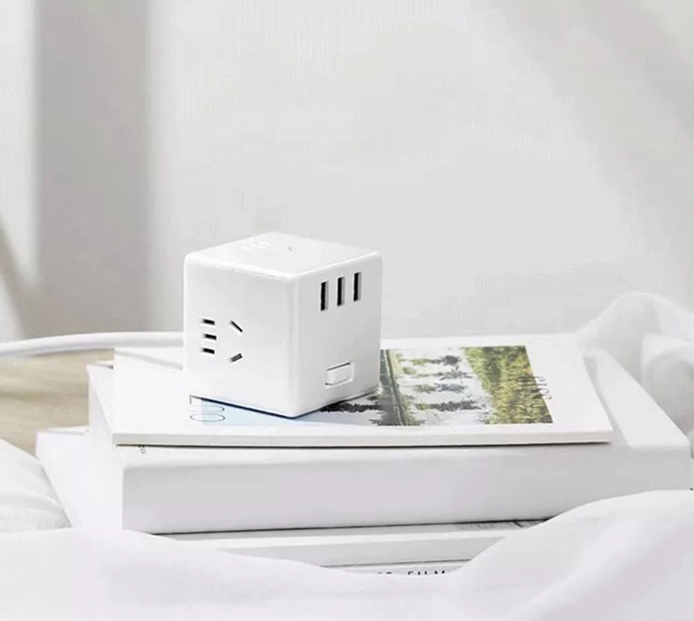 Xiaomi Mijia Magic Cube Converter 3 USB Ports Fast Charge Plug Socket Adapter Cordless Version - White