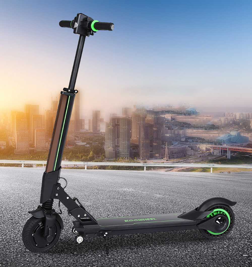 E1 Portable Folding Electric Scooter 8.5-inch Tires 300W Motor Max 25km/h 7.5Ah Battery - Green