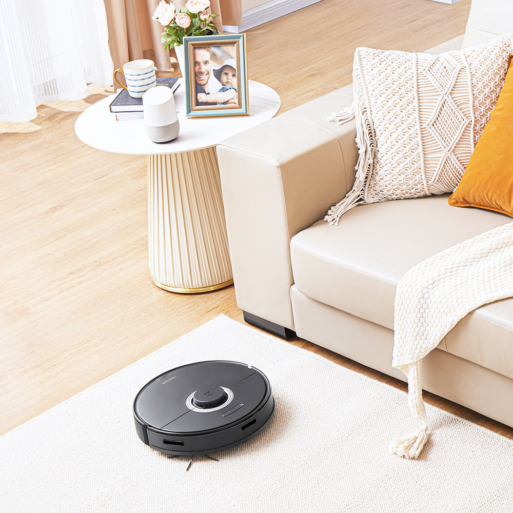 Roborock Q7 Max Robot Vacuum Cleaner 2 In 1 Vacuuming and Mopping 4200Pa Powerful Suction LDS Navigation 3D Mapping with 470ml Dustbin 350ml Water Tank 5200mAh Battery APP Control - Black