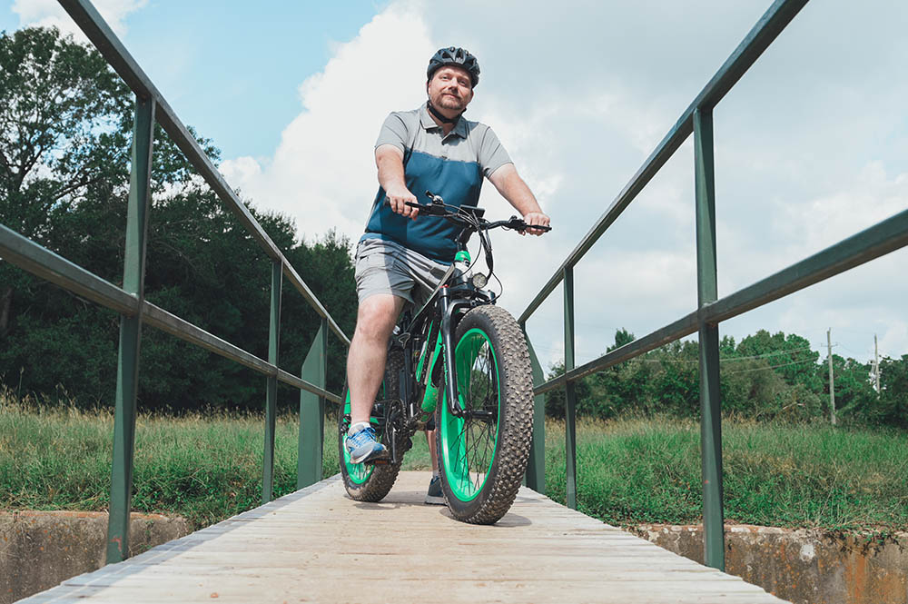 Cyrusher XF800 Electric Bike Full Suspension 26' x 4' Fat Tires 750W Motor 13Ah Removable Battery 28mph Top Speed Green