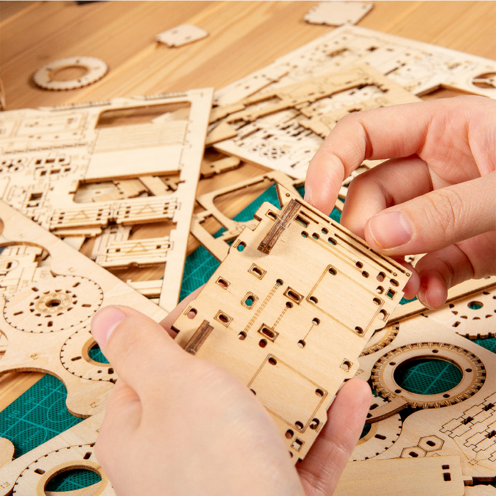 ROBOTIME TGN01 Rolife Ferris Wheel Music Box 3D Wooden Puzzle DIY Kit, 232Pcs