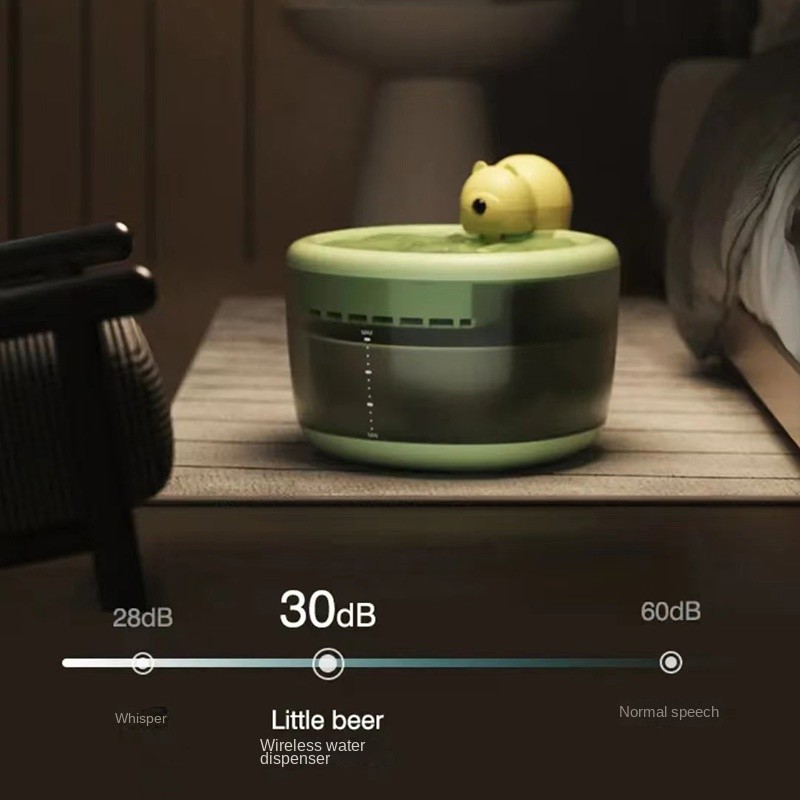 Fluffee Cute Bear Wireless Pet Fountain Water Dispenser, 2.2L Capacity, Low Noise, 2200mAh Battery - Green