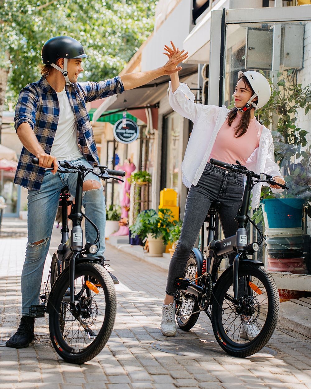 5TH WHEEL Thunder 2 Electric Bike 20*2.125'' Inflatable Rubber Tires, 350W Peak 500W Motor 20mph Max Speed 50 MilesRange