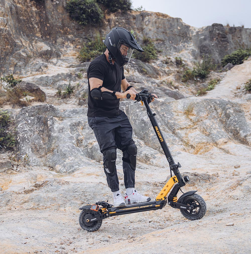 Ausom Leopard 10-inch Off-Road Electric Scooter, 1000W Motor 34mph Max Speed 20.8Ah Battery 52 Miles Range, 265lb Max Load with Smart LCD Display and Detachable Seat IP54