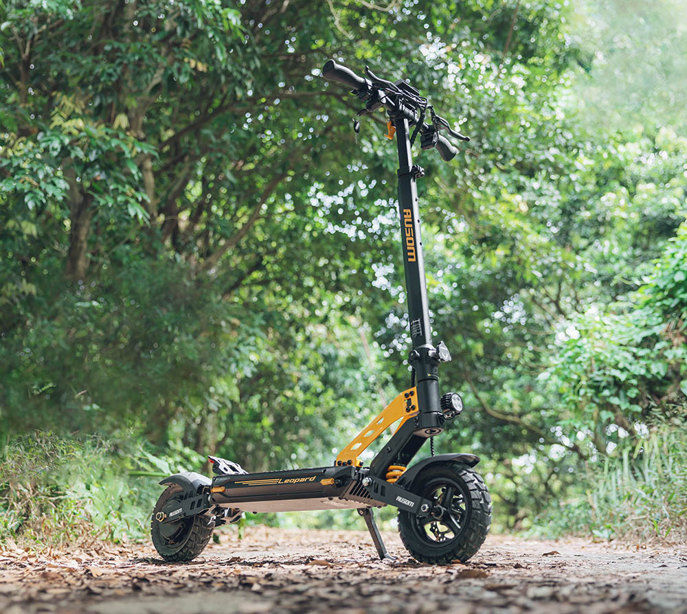 Ausom Leopard 10-inch Off-Road Electric Scooter, 1000W Motor 34mph Max Speed 20.8Ah Battery 52 Miles Range, 265lb Max Load with Smart LCD Display and Detachable Seat IP54