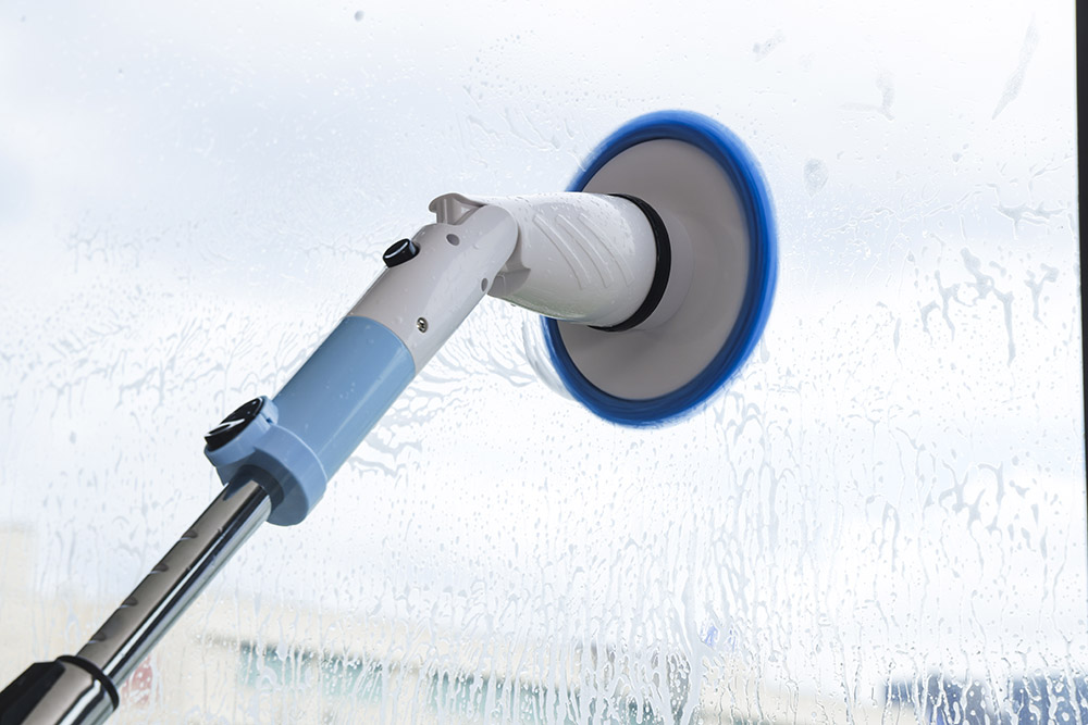 TASVAC EB5 elektromos súroló, 450RPM vezeték nélküli zuhanykefe 5 cserélhető tisztítófejjel és állítható hosszabbító karral