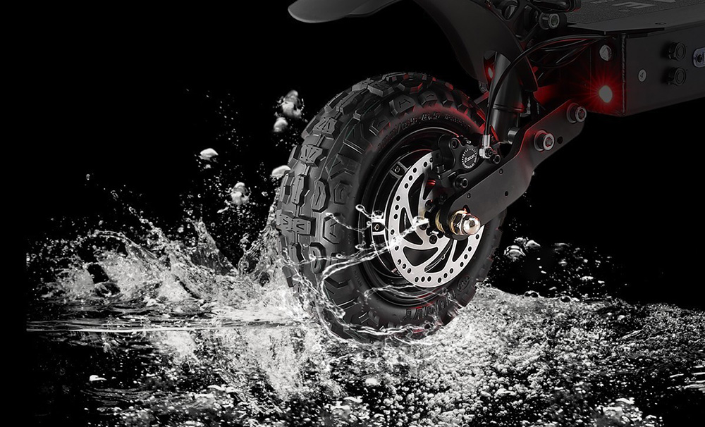 YUME Y11+ Electric Scooter, 3000W*2 Motor, 60V 31.5Ah Battery, 11-inch Off-road Tubeless Tires, 50mph Max Speed, 60miles Range, Front & Rear Hydraulic Disc Brake