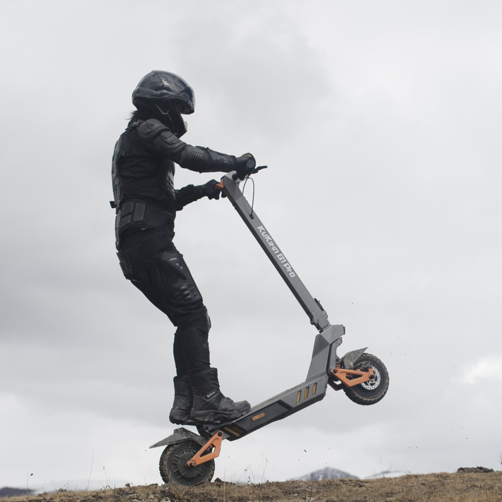 KuKirin G1 Pro Folding Electric Scooter, 10-inch Pneumatic Tire, 2*800W Motor, 48V 20.8Ah Battery, 55km Max Speed, 70km Range, Disc Brake, 13 lights Ambient Lights