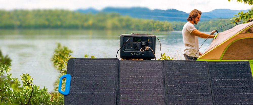 BLUETTI PV120 120W Foldable Portable Solar Panel, 23.4% High Conversion Rate, IP65 Waterproof