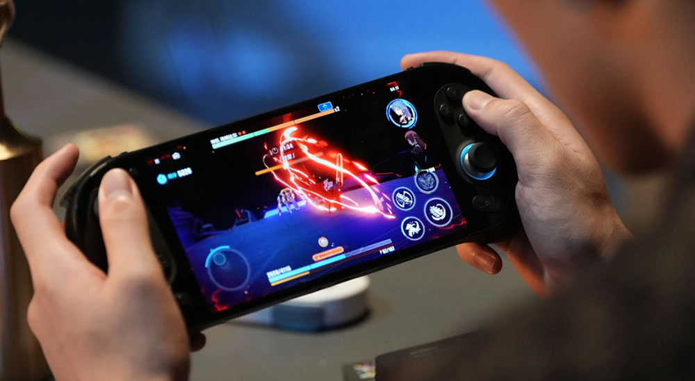 AYANEO Pocket EVO Android 13 Handheld Game Console, 7 inch 1080P OLED 165Hz Screen, Qualcomm Snapdragon G3x Gen 2 Gaming Platform, 12GB LPDDR5X RAM 256GB UFS 4.0 Storage, RGB Hall Joystick & Linear Hall Trigger, 8600mAh Battery - White