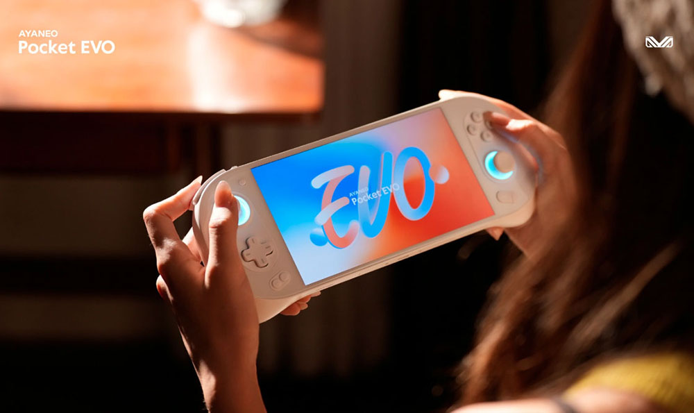 AYANEO Pocket EVO Android 13 Handheld Game Console, 7 inch 1080P OLED 165Hz Screen, Qualcomm Snapdragon G3x Gen 2 Gaming Platform, 12GB LPDDR5X RAM 256GB UFS 4.0 Storage, RGB Hall Joystick & Linear Hall Trigger, 8600mAh Battery - White
