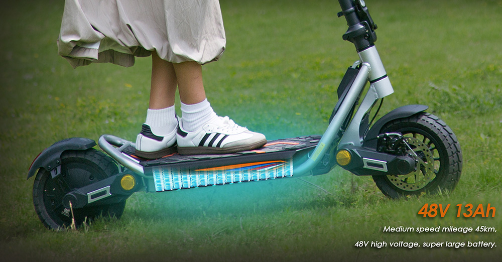 Kukirin A1 Folding Electric Scooter, 800W Motor, 48V 13Ah Battery, 10 inch Vacuum Tire, 45km/h Max Speed, 45km Range, Front & Rear Disc Brake, Front & Rear Shock Absorption