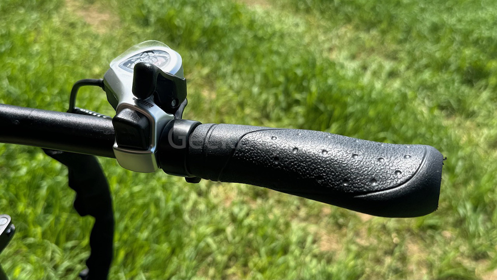 Touroll S2 Vélo électrique, puissance maximale de 650 W, batterie 48 V 15 Ah, pneu 20 x 4,0 pouces, vitesse maximale de 25 km/h, autonomie maximale de 150 km, frein à disque mécanique et frein électrique, amortisseur mécanique, Shimano 7 vitesses