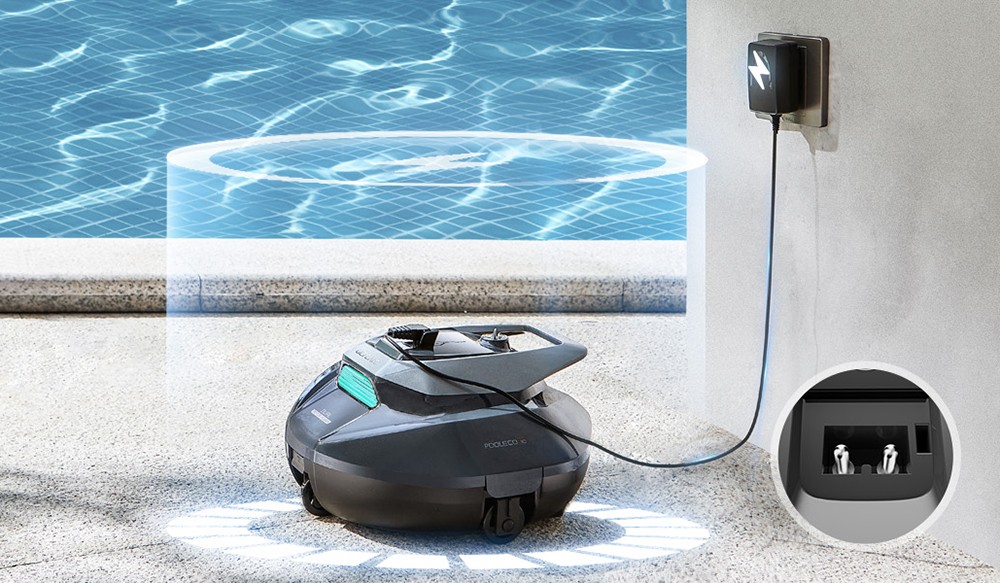 Robot nettoyeur de piscine Ultenic Pooleco 10s, autonomie de 90 min, télécommande/application, 5 200 mAh, 3 moteurs, pour piscines creusées/hors sol jusqu'à 850 pi²