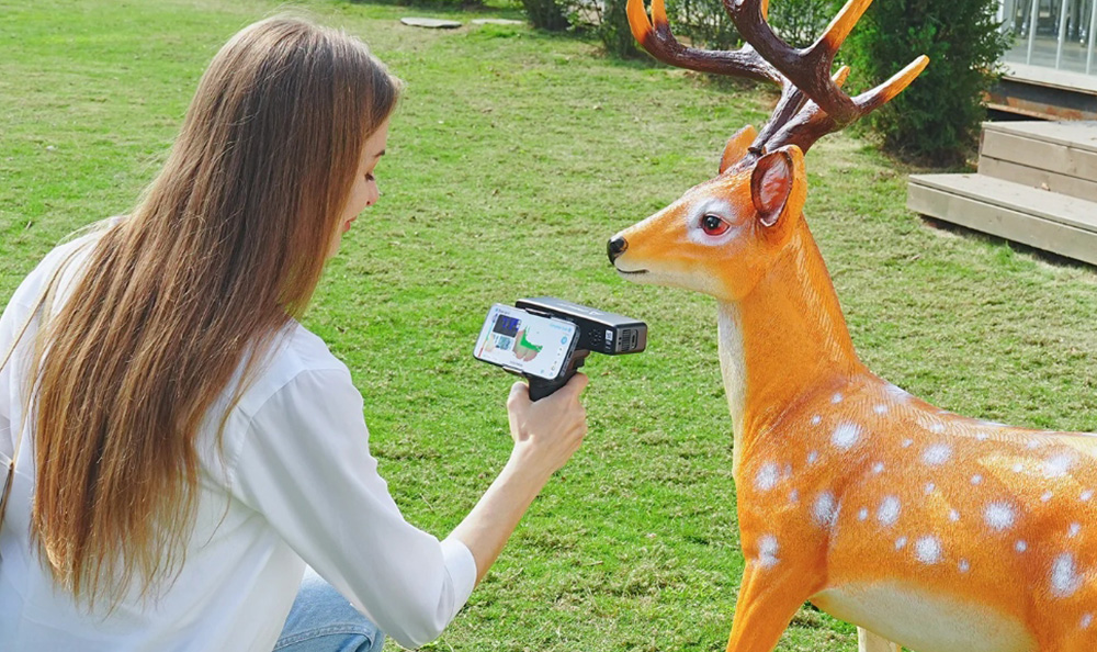 Creality CR Scan Otter Lite 3D-Scanner, 0,05 mm Genauigkeit, Objekte zwischen 20-2000 mm, 24-Bit-Vollfarbscannen, Gesichts- und Körperscan