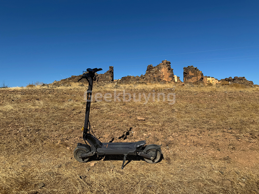 Ausom L2 Max Electric Scooter, 2*1000W Motor, 48V 20.8Ah Battery, 3*10 inch Tires, 65km/h Max Speed, 90km Range, Front & Rear Disc Brakes, Swingarm Suspension, Hidden AirTag Mount