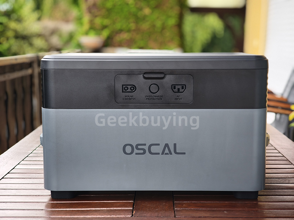Blackview Oscal PowerMax 2400 Pro Station d'Énergie 2016Wh + 2x PM200 Pro Panneau Solaire 200W pliable