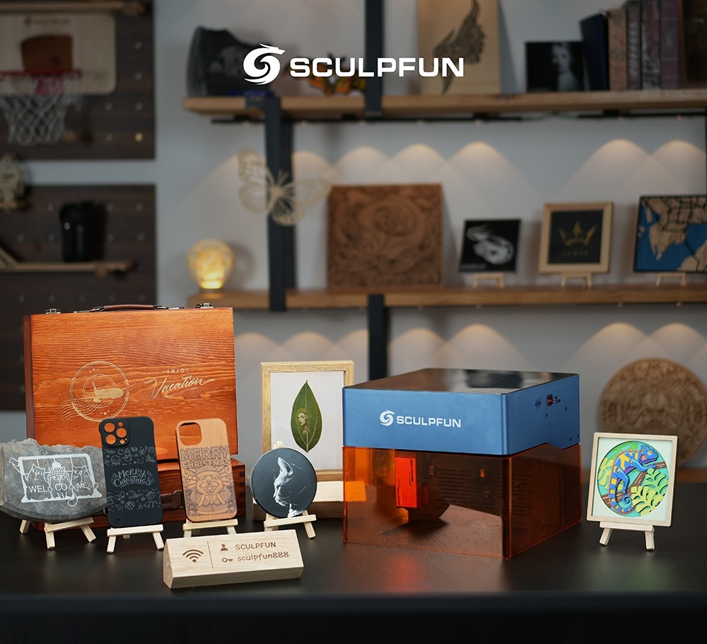 SCULPFUN iCube Pro 5W Laser Engraver, 0.06mm Laser Spot, 10000mm/min Engraving Speed, 32-bit Motherboard, Replaceable Lens, Smoke Filter, Temperature Alarm, App Connection, 130x130mm