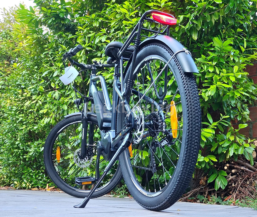 Touroll MA2 Elektrofahrrad, 250W Mittelmotor, 36V 13Ah Akku, 27,5 Zoll Reifen, 25 km/h Höchstgeschwindigkeit, 100 km maximale Reichweite, hydraulische Scheibenbremse, Federgabel mit Verriegelung, Shimano 7-Gang-Schaltung – Grau