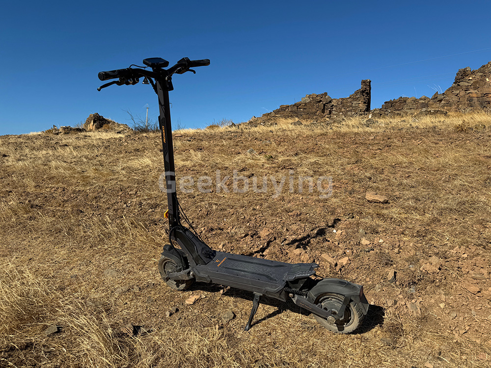 Ausom L2 Max Electric Scooter, 2*1000W Motor, 48V 20.8Ah Battery, 3*10 inch Tires, 65km/h Max Speed, 90km Range, Front & Rear Disc Brakes, Swingarm Suspension, Hidden AirTag Mount