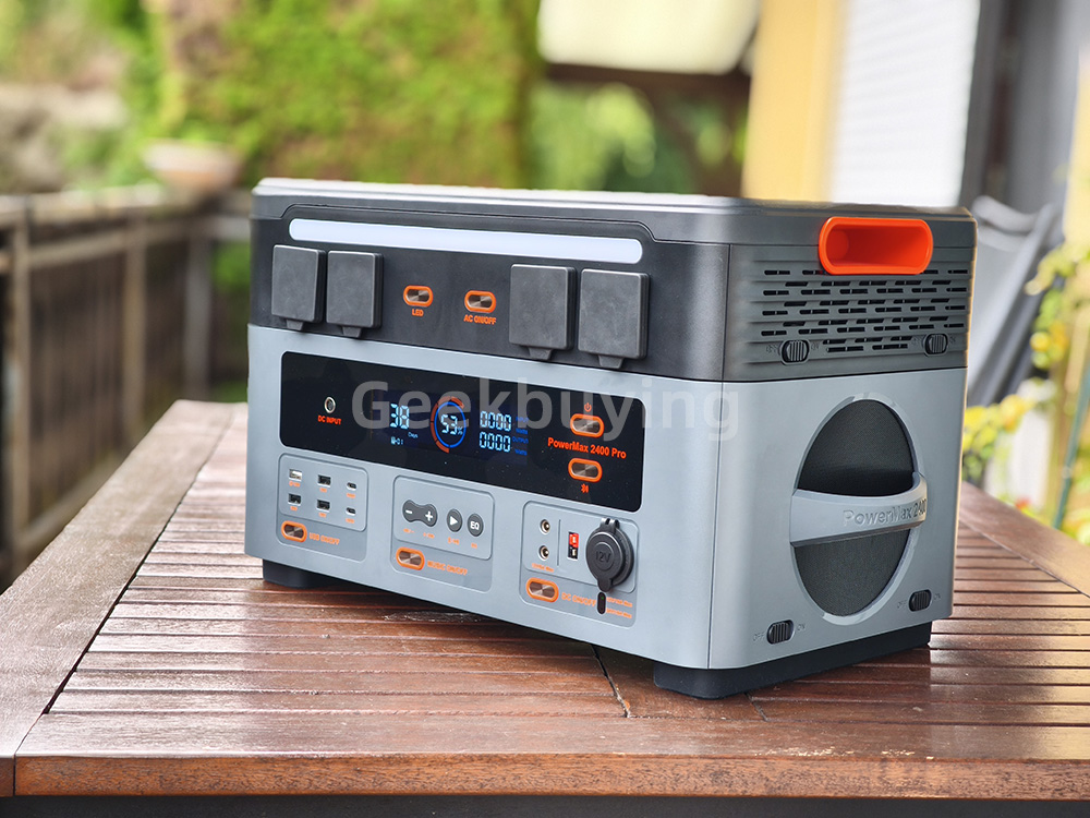 Blackview Oscal PowerMax 2400 Pro Station d'Énergie 2016Wh + 2x PM200 Pro Panneau Solaire 200W pliable