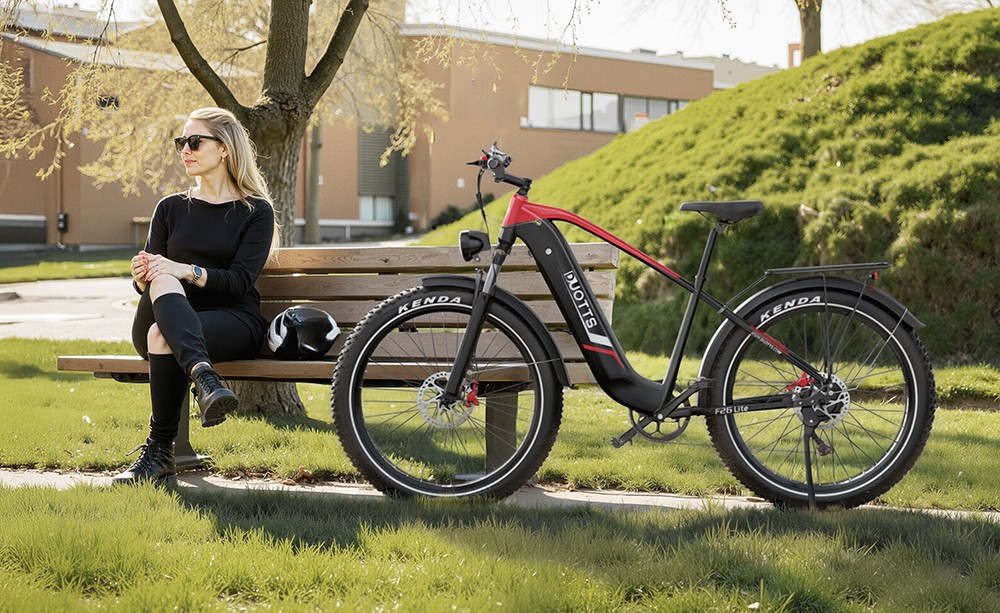 DUOTTS F26 Lite Electric Bike, 500W Motor, 48V 18Ah Battery, 26*4.0 inch Tires, 50km/h Max Speed, 90km Range, Hydraulic Disc Brake, Front Fork Hydraulic Suspension, Shimano 7-speed, APP Control - Silver White