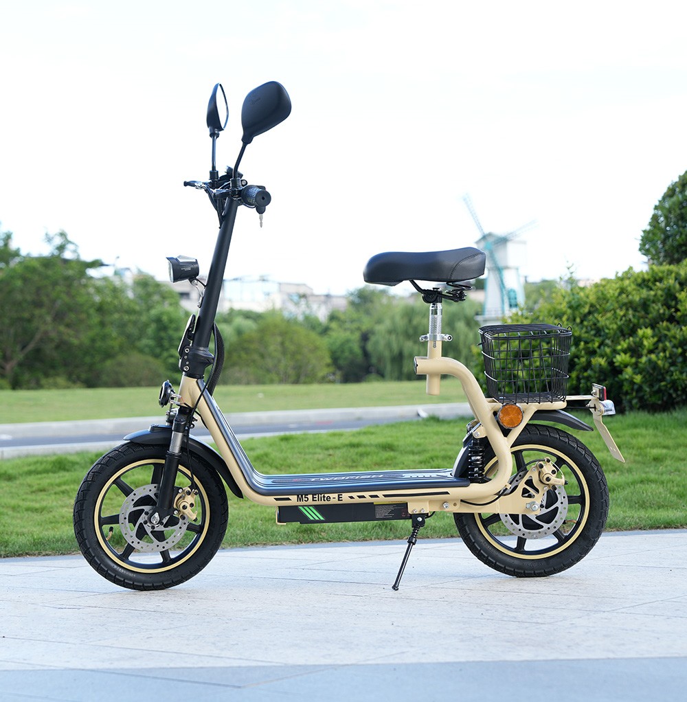 TWOFISH M5 Elite-E EEC tanúsítvánnyal rendelkező elektromos robogó üléssel és hátsó kosárral, 500 W-os motorral, 48 V 13 Ah akkumulátorral, 14 hüvelykes gumikkal, 40 km/h maximális sebességgel, 30 km hatótávolsággal, kettős tárcsa sárgasággal, első és hátsó lengéscsillapítóval