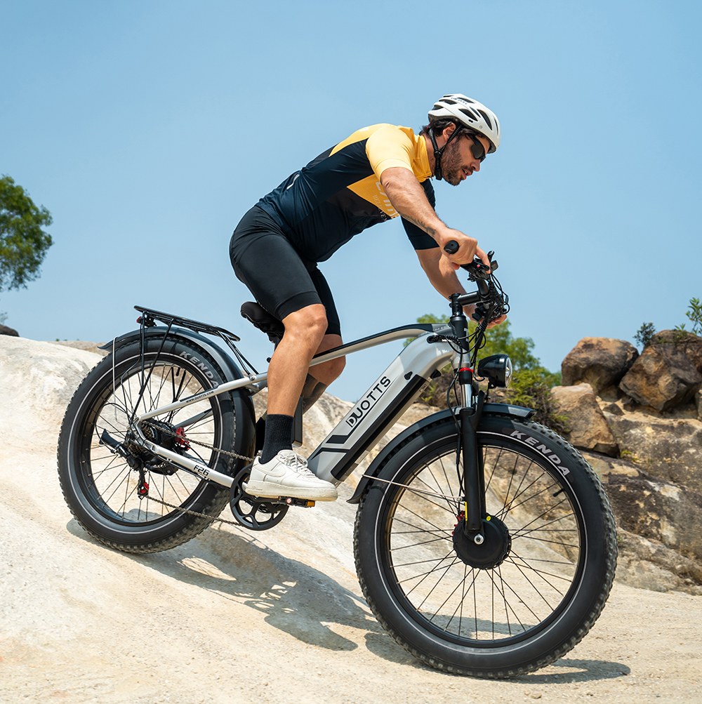 DUOTTS F26 Lite Electric Bike, 500W Motor, 48V 18Ah Battery, 26*4.0 inch Tires, 50km/h Max Speed, 90km Range, Hydraulic Disc Brake, Front Fork Hydraulic Suspension, Shimano 7-speed, APP Control - Black Red