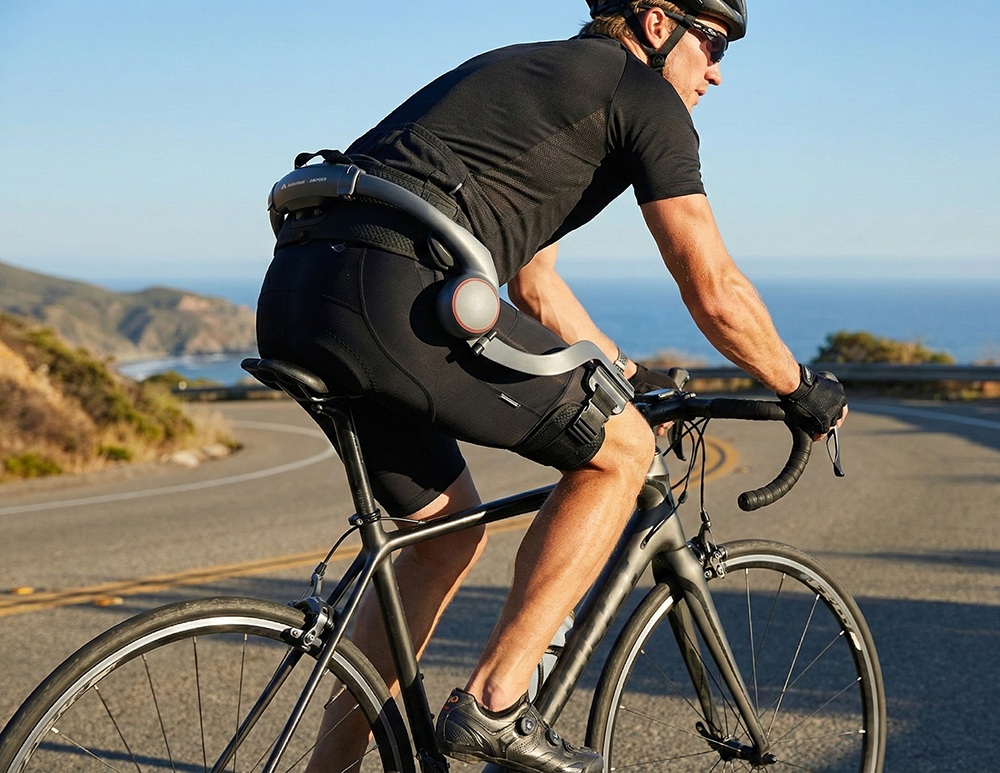 AstroShell Alpha 1 Classic Exoskeleton, 45% Leg Boost, AI Adaptive Assist, 1200W Peak Power, Dual-Battery Hot-Swap, 24km Range, 12 Motion Modes, 15-Second Quick Wear