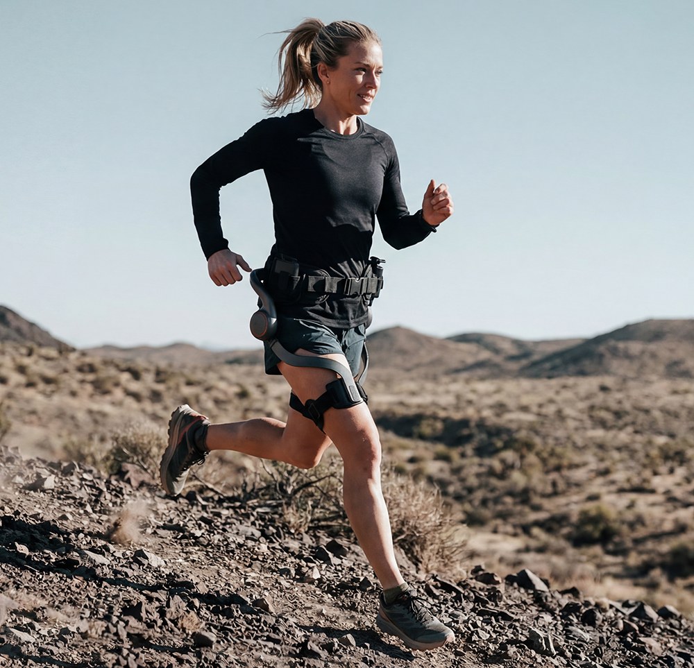 AstroShell Alpha 1 Classic Exoskeleton, 45% Leg Boost, AI Adaptive Assist, 1200W Peak Power, Dual-Battery Hot-Swap, 24km Range, 12 Motion Modes, 15-Second Quick Wear