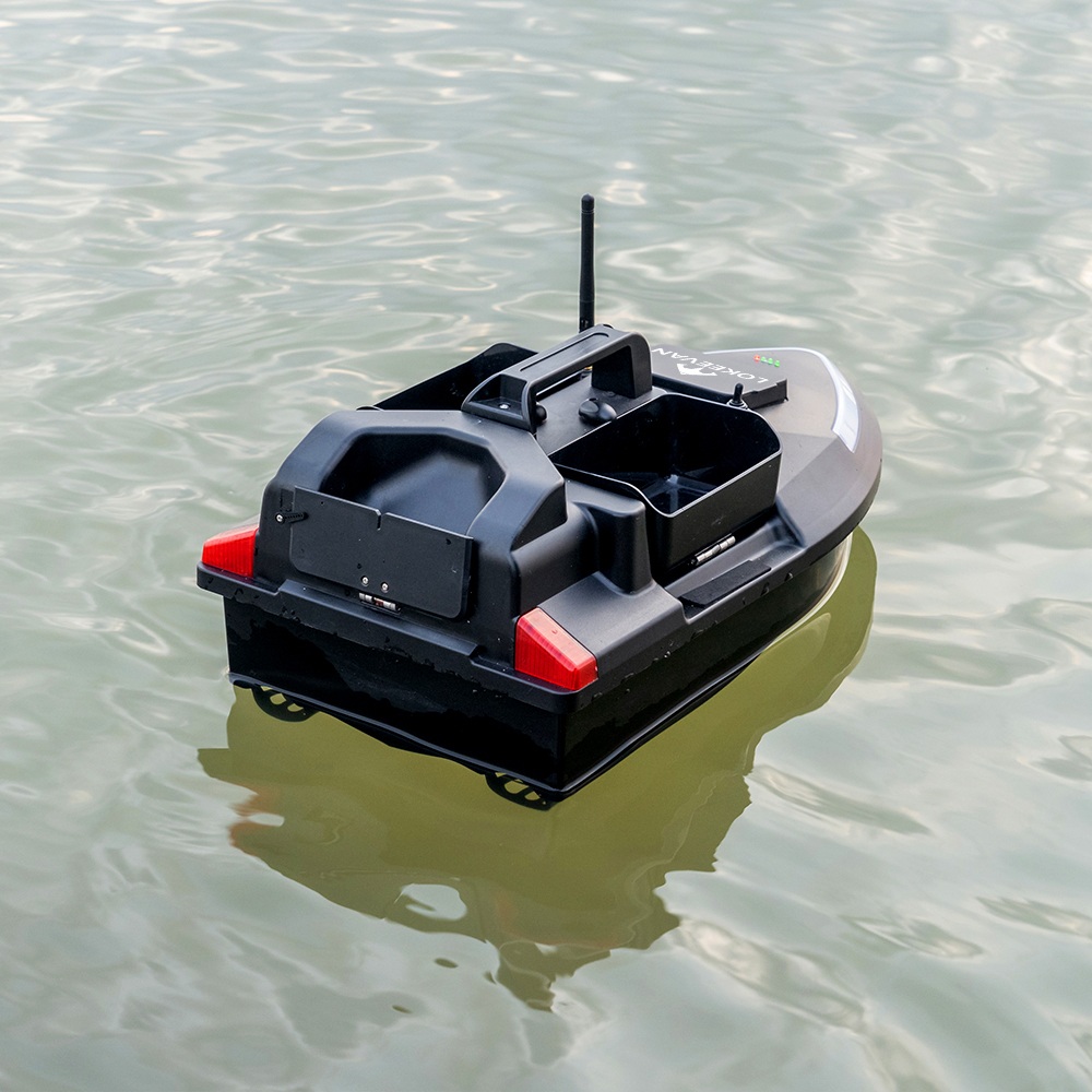 LOKEEVAN V020 GPS-Futterboot mit Fernbedienung, zwei Motoren, BDS + GPS-Satellitenpositionierung, 40 Wegpunkte, automatischer Fahrt, 2 kg Köderkapazität, 3 unabhängige Köderbehälter, 500 m Fernbedienung, automatische Rückkehr, windbeständiger Rumpf