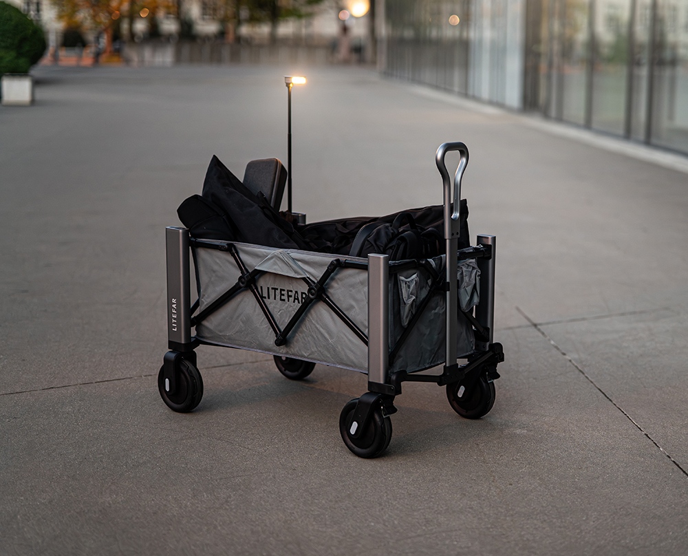 Chariot électrique télécommandé LITEFAR Orion, moteur silencieux de 500 W intégré au moyeu, capacité de chargement de 150 L, roues tout-terrain en caoutchouc plein de 7,5 pouces avec freins, batterie de 24 000 mAh, autonomie de 12 km, marche avant et arrière, châssis pliable en aluminium – Noir