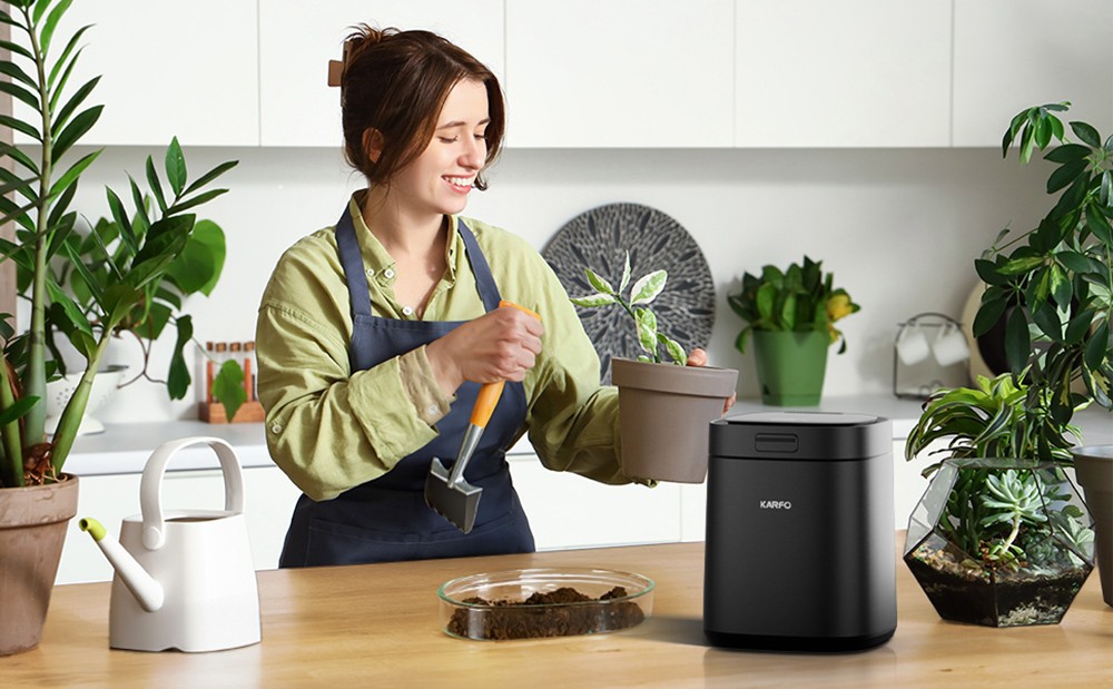Refurbished Karfo UF006-EC Kitchen waste disposar, 2.5L Capacity, Single-Button Auto Operation, Turn Food Waste to Fertilizer for Plants, Black - EU Plug