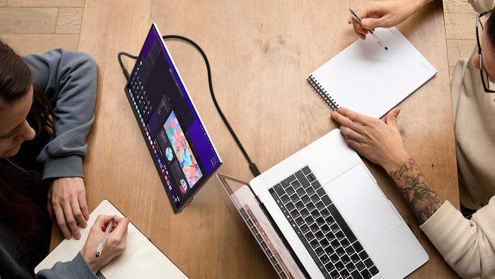 Refurbished MINIX SF16T Portable Touchscreen Monitor, 16-inch 1920 x 1200 IPS Screen, 60 Refresh Rate, 178º Viewing Angle, 2 x Full-featured USB-C, 1 x HDMI