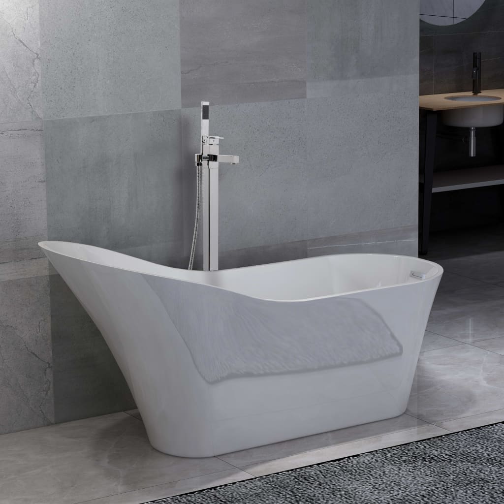 Freestanding Bathtub and Faucet 210 L 110 cm Silver