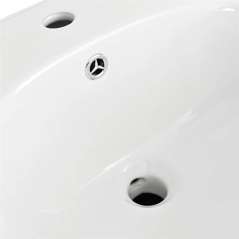 Wall-mounted Basin Ceramic White 690x520x210 mm