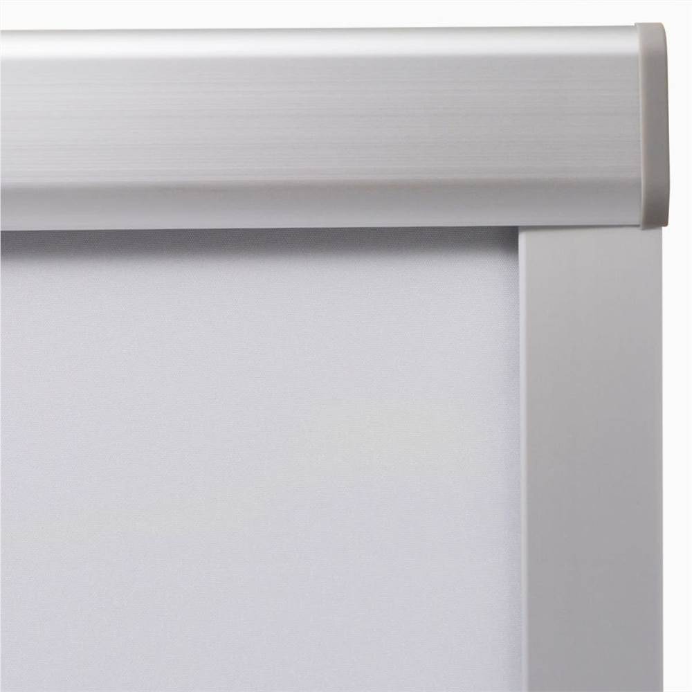 Blackout Roller Blinds White C02