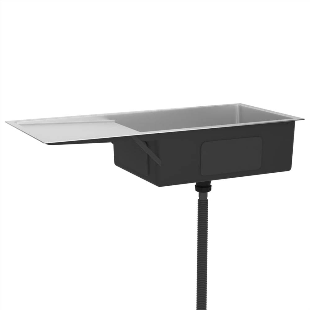 Handmade Kitchen Sink with Strainer Stainless Steel